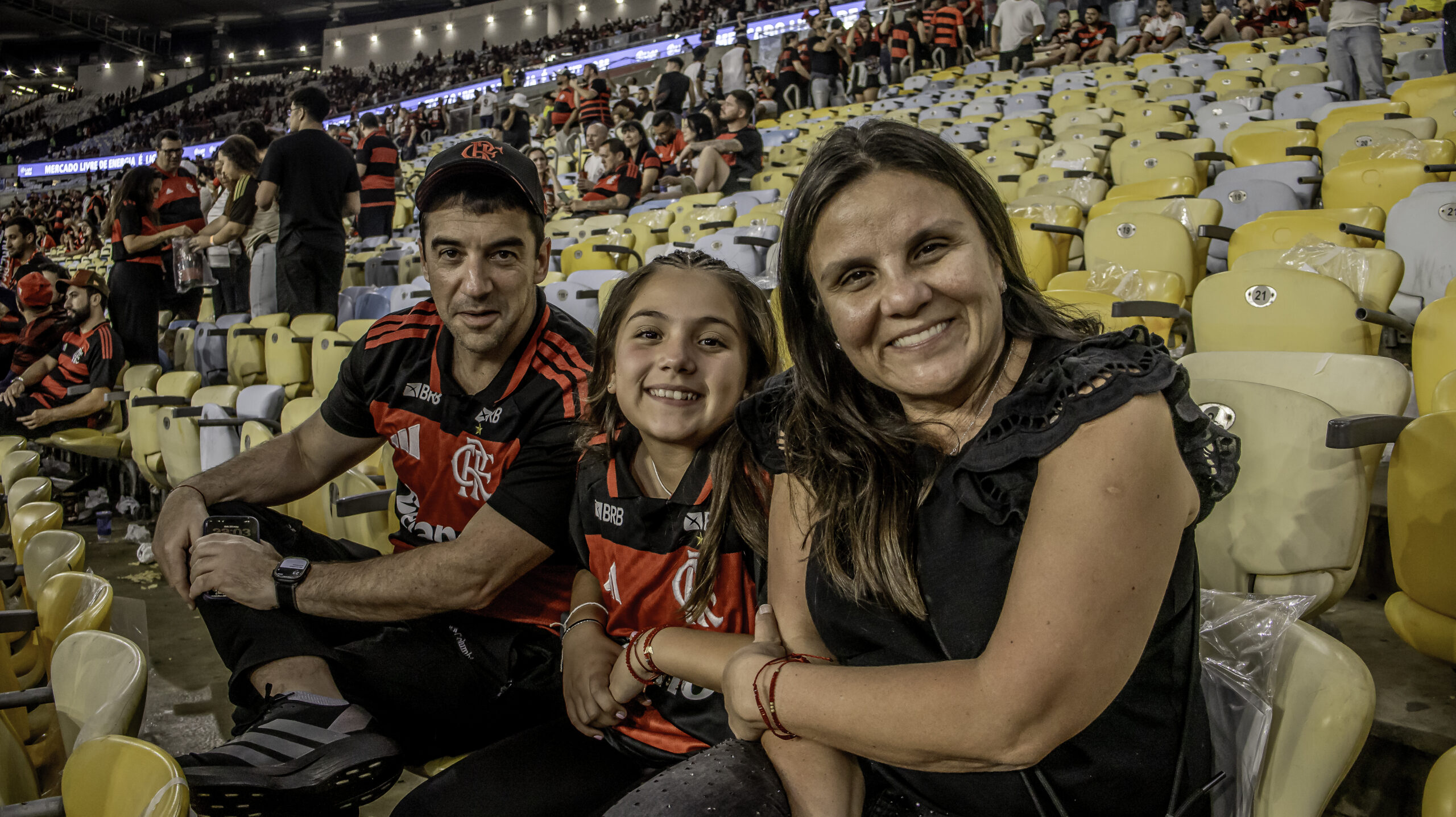 Experiência: Flamengo x Grêmio no Maracanã com guia local + transfer